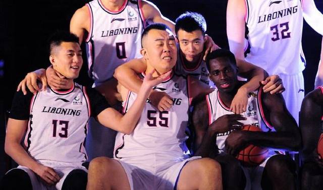 CBA辽宁VS首钢直播，一场硬仗，谁更钢得起来？