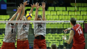 世界男排巴西vs意大利，一场让人手心冒汗的经典对决